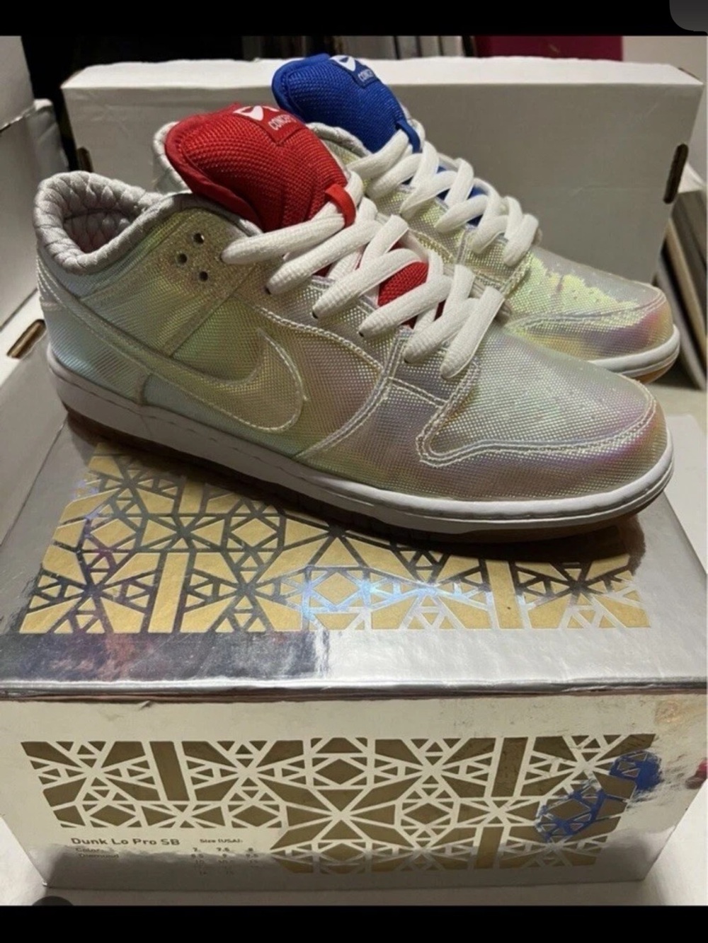 Nike SB dunk holy Grail size 11 DS - Picture 1 of 4